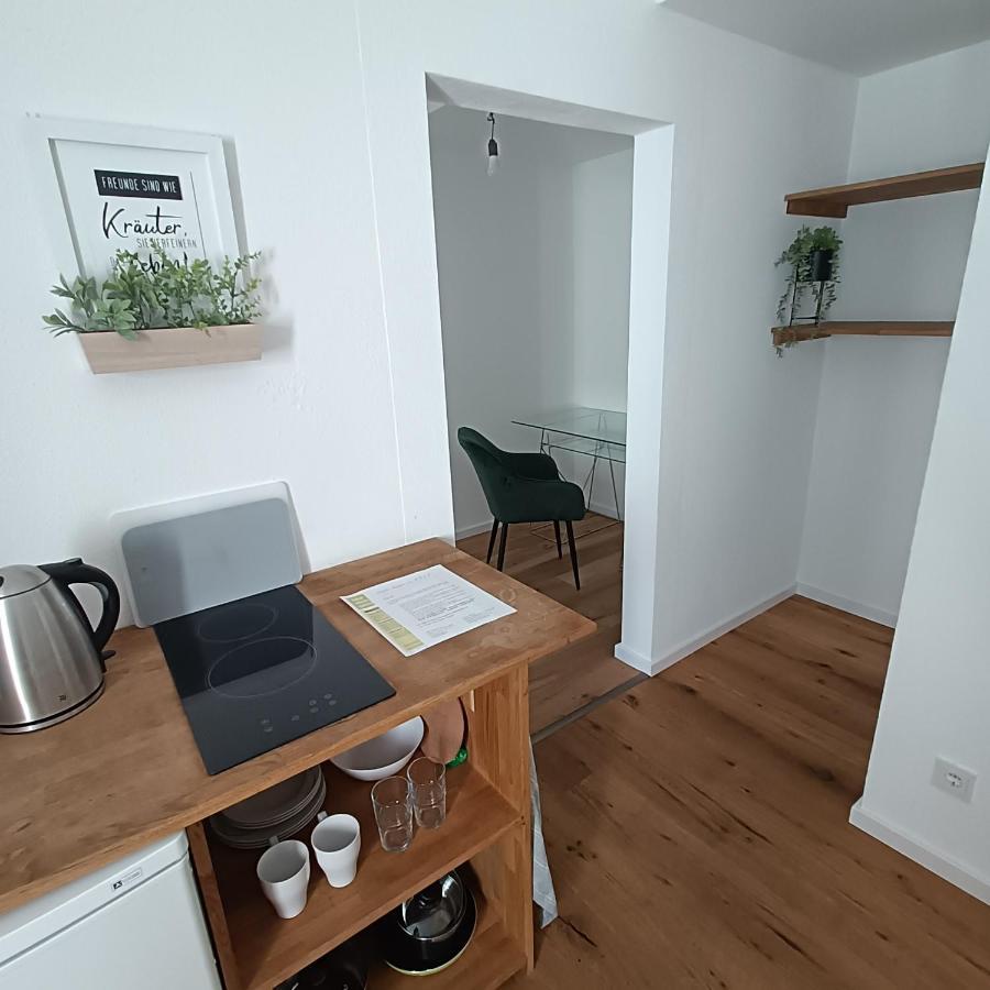 Apartments & Moeblierte Zimmer In Kahl Am Main, Kontaktloser Self Check-In, W-Lan, Schreibtisch, Duschbad, Kuechenzeile, Pkw-Plaetze Extérieur photo