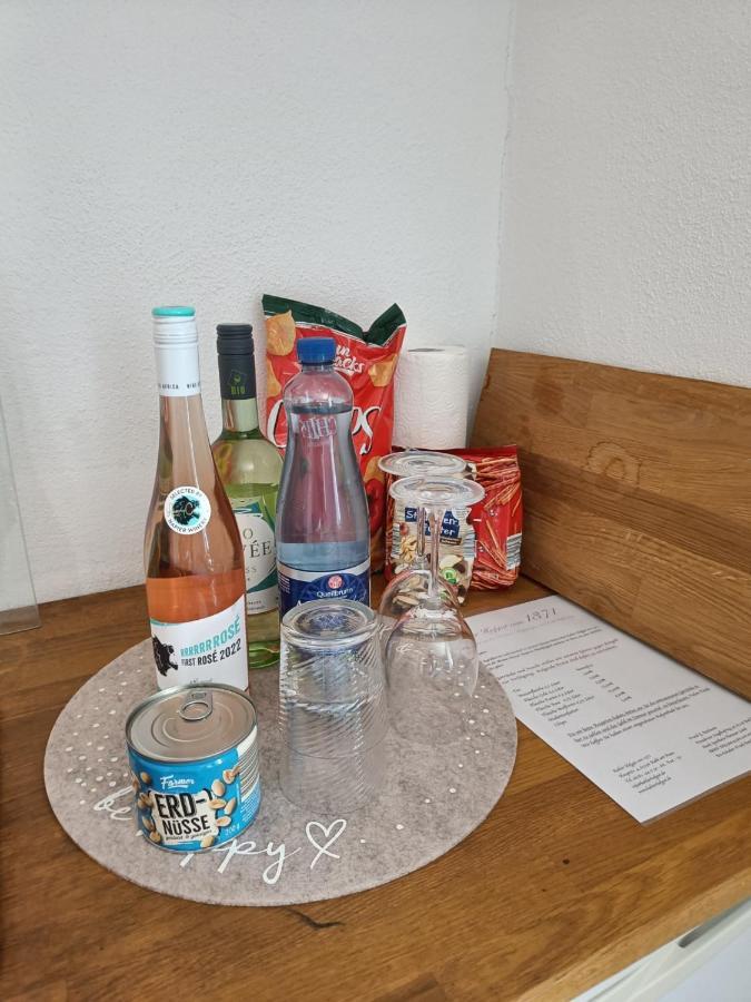 Apartments & Moeblierte Zimmer In Kahl Am Main, Kontaktloser Self Check-In, W-Lan, Schreibtisch, Duschbad, Kuechenzeile, Pkw-Plaetze Extérieur photo
