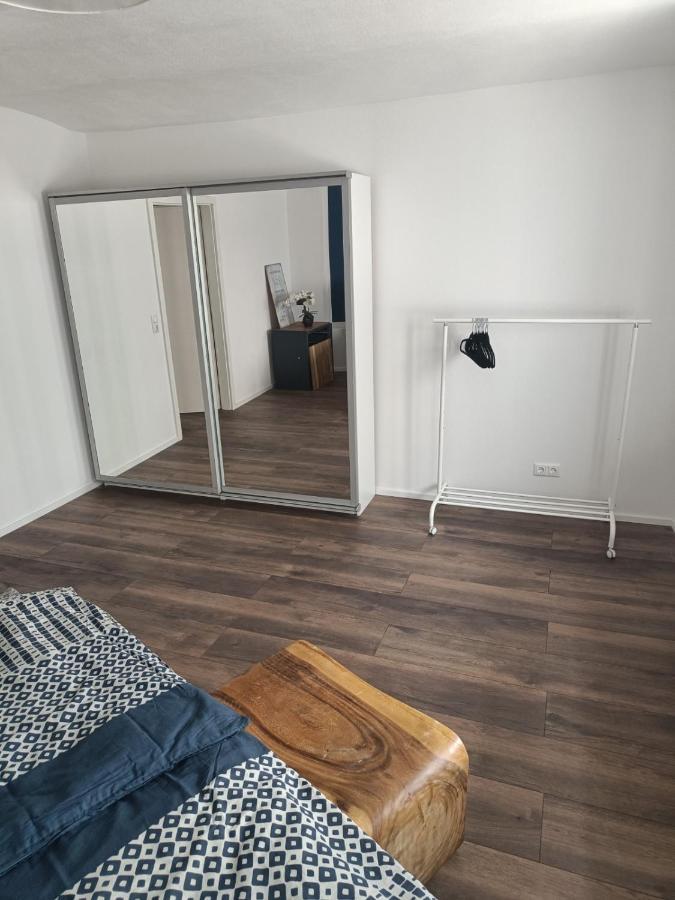 Apartments & Moeblierte Zimmer In Kahl Am Main, Kontaktloser Self Check-In, W-Lan, Schreibtisch, Duschbad, Kuechenzeile, Pkw-Plaetze Extérieur photo