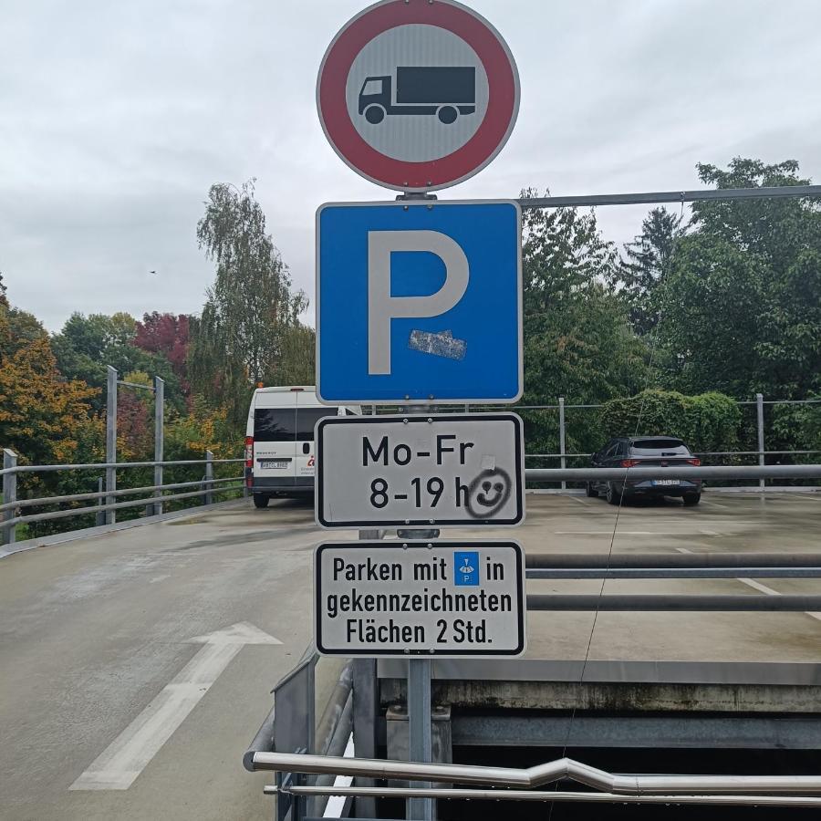 Apartments & Moeblierte Zimmer In Kahl Am Main, Kontaktloser Self Check-In, W-Lan, Schreibtisch, Duschbad, Kuechenzeile, Pkw-Plaetze Extérieur photo