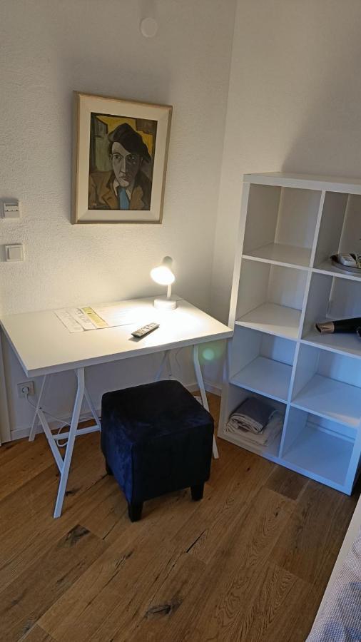 Apartments & Moeblierte Zimmer In Kahl Am Main, Kontaktloser Self Check-In, W-Lan, Schreibtisch, Duschbad, Kuechenzeile, Pkw-Plaetze Extérieur photo